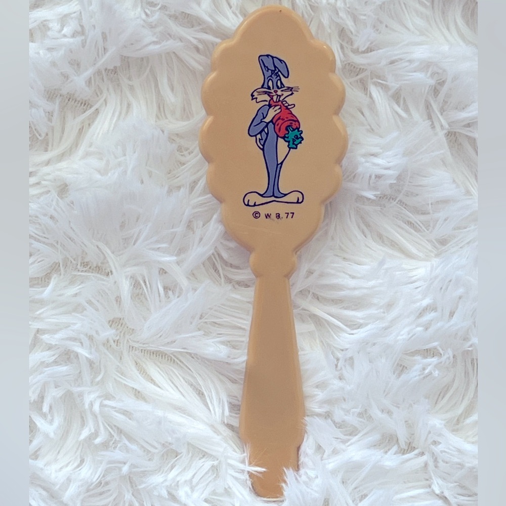 Vintage Looney Tunes Bugs Bunny Childs Paddle Hair Brush Plastic 1977 Rare HTF